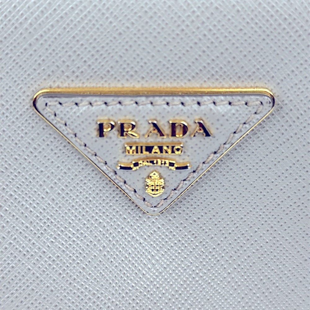 Authenticated PRADA Galleria Saffiano Bag -Beige - Picture 4 of 17
